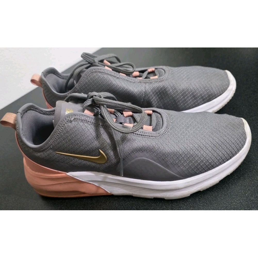 NIKE AIR MAX MOTION 2 WOMEN'S RUNNING SHOES 10 Training Active Gym Pink Gray EUC